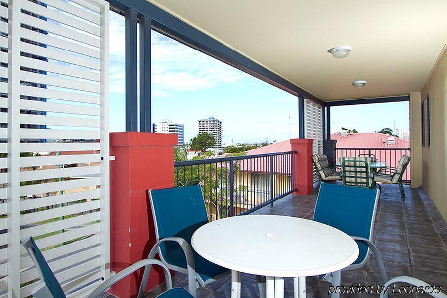 Arrival Lodge Hostel Accommodation Gold Coast Exterior foto