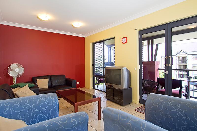 Arrival Lodge Hostel Accommodation Gold Coast Exterior foto